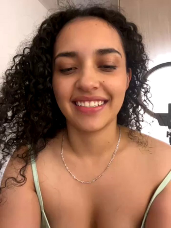 Lucy_Marin