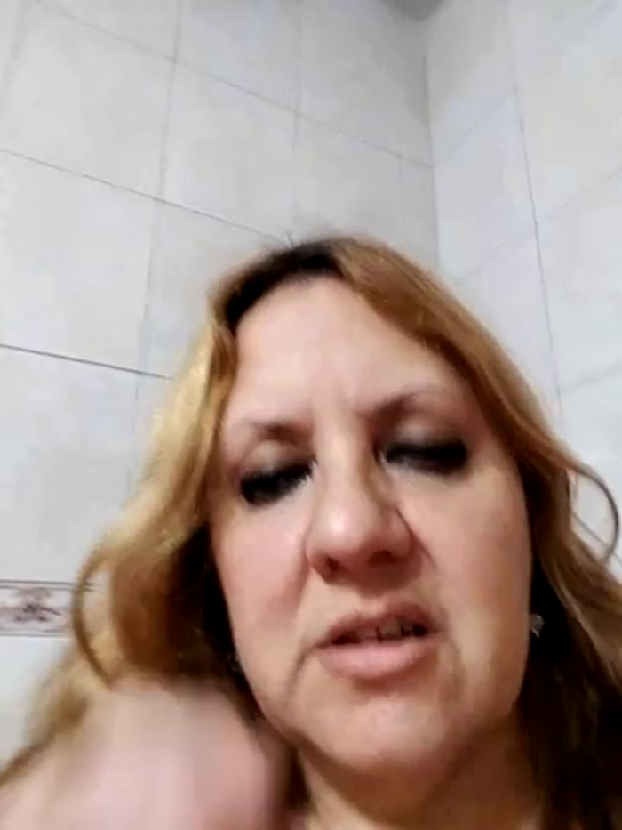 Hotbabysucks1