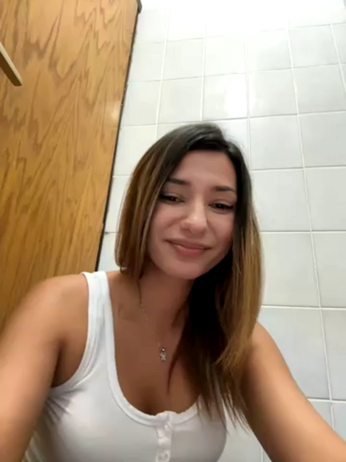 _MiaQueen_