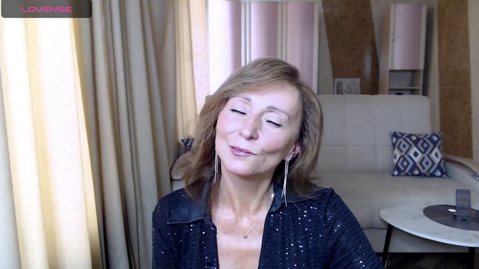 HornyMilf_777