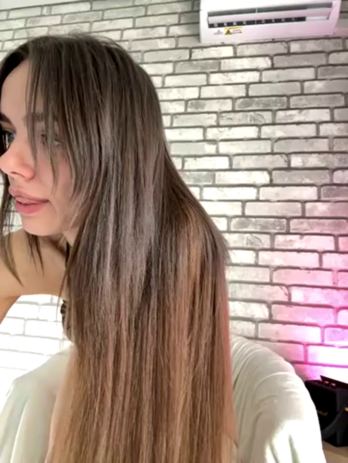 Kylie_Desire