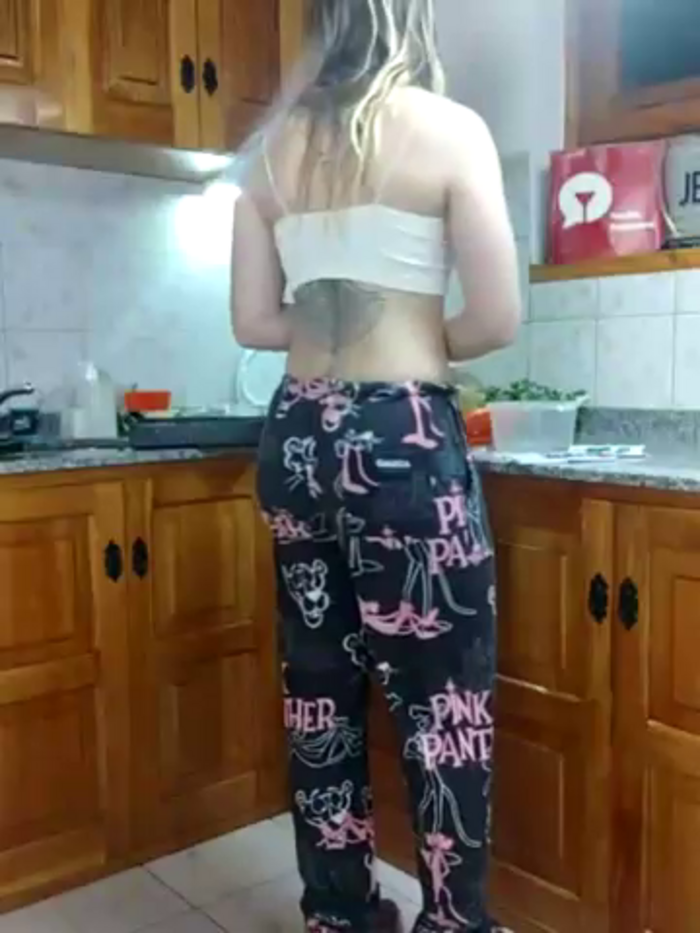 Elnonoykeila77