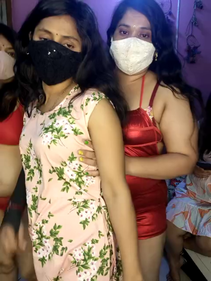 Indian_hotmilfs