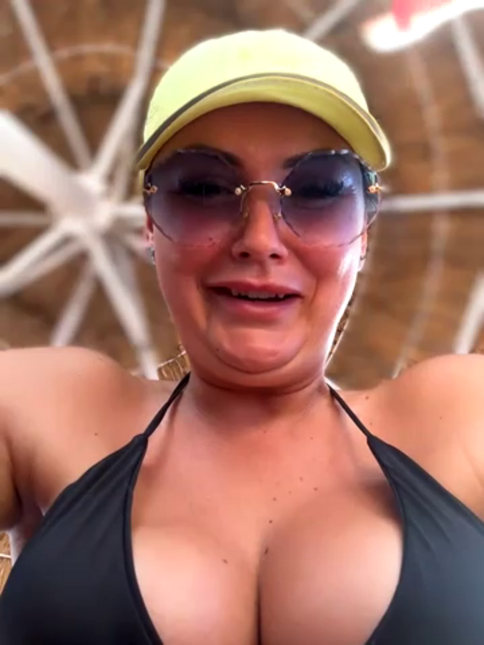 Young_hot_mom