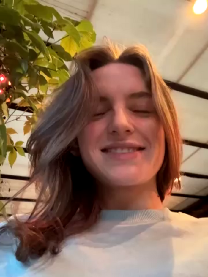 -AngelAri-
