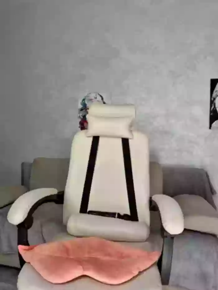 2024/06/16/stripchat-monna-17-45-55