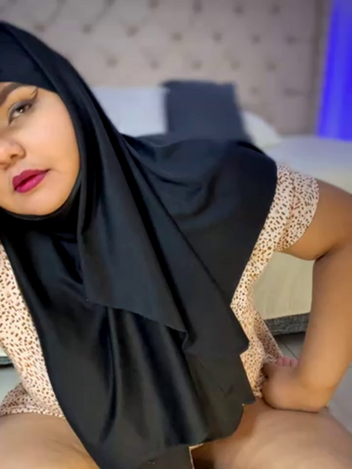 _Shara_Handal_