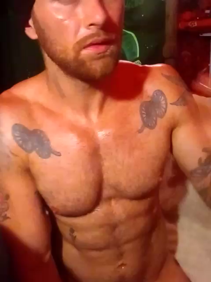 JaxxxRiott