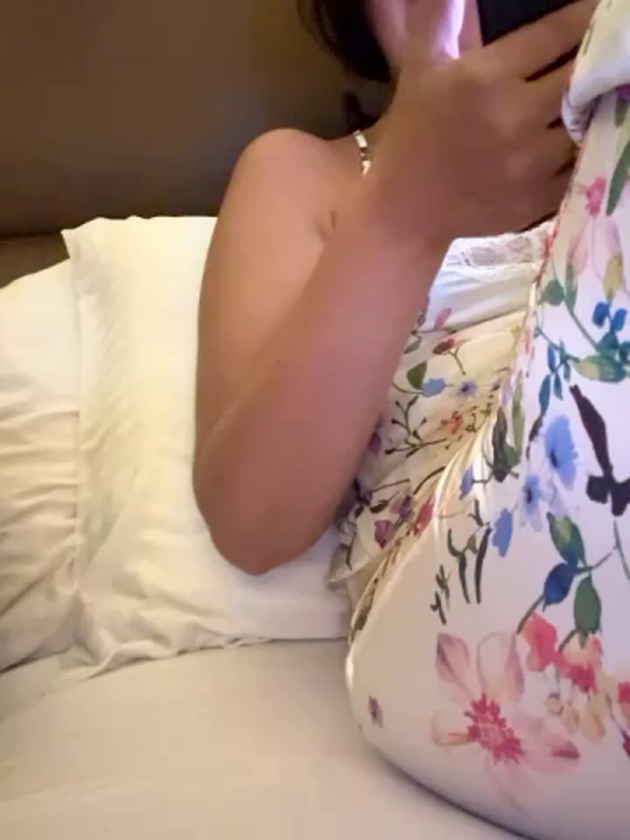 Young_hot_mom