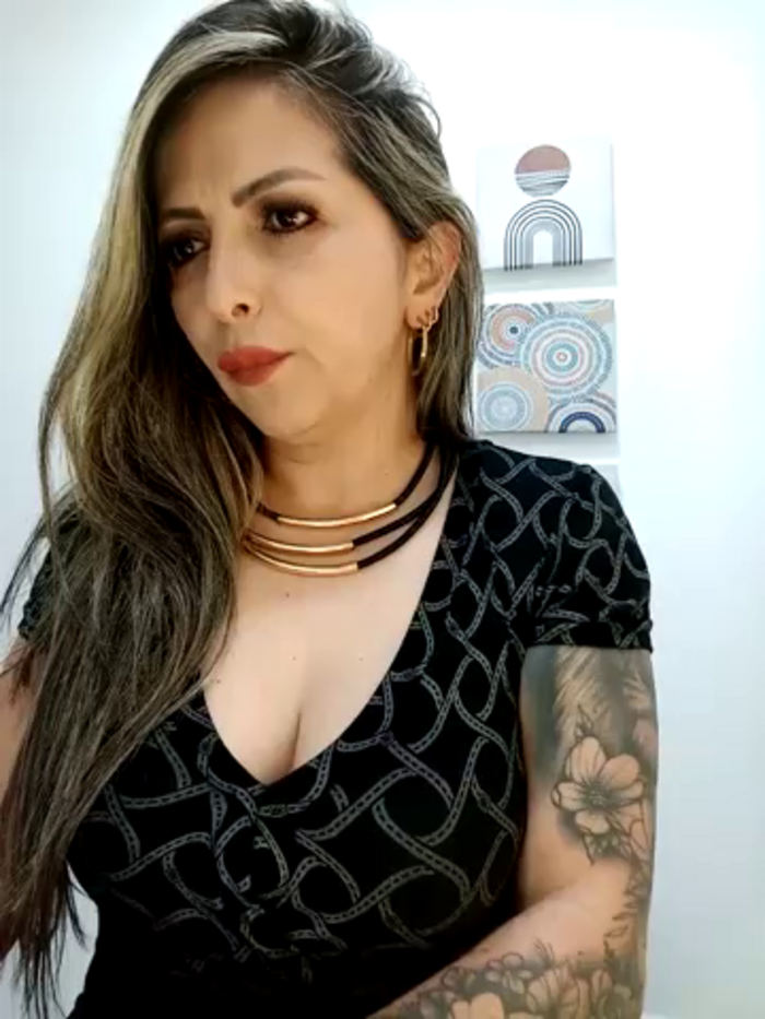_Abril-Office1