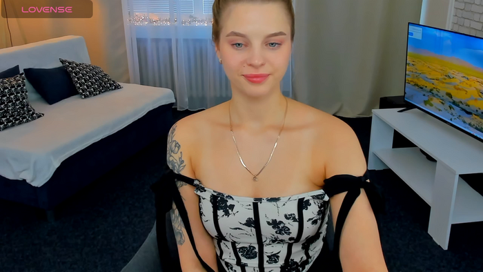 Alicia-Luv