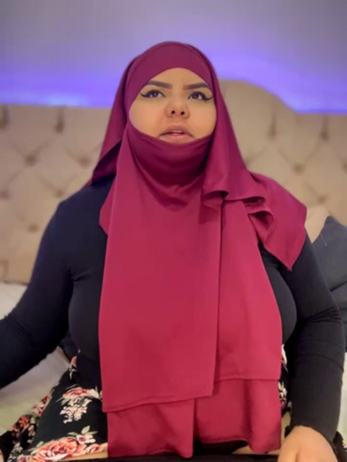 _Shara_Handal_