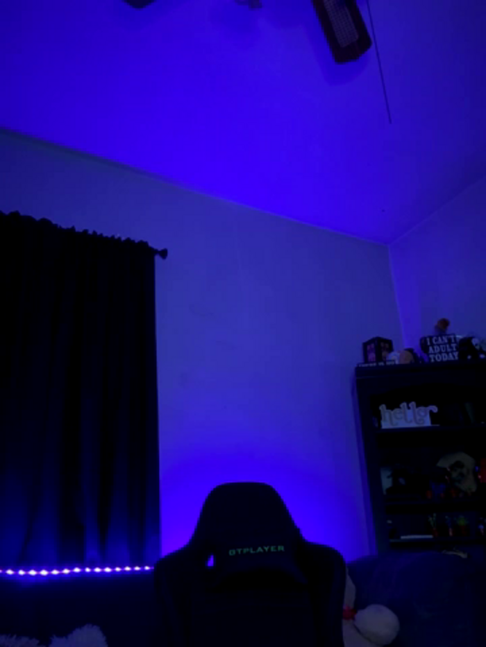 miacanela_xo