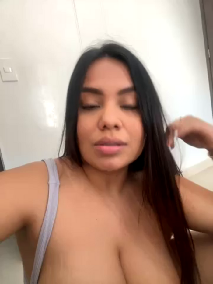 valeria2019hot