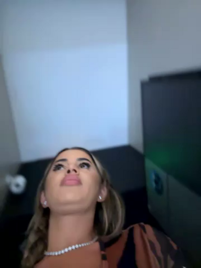 KirstieVegas