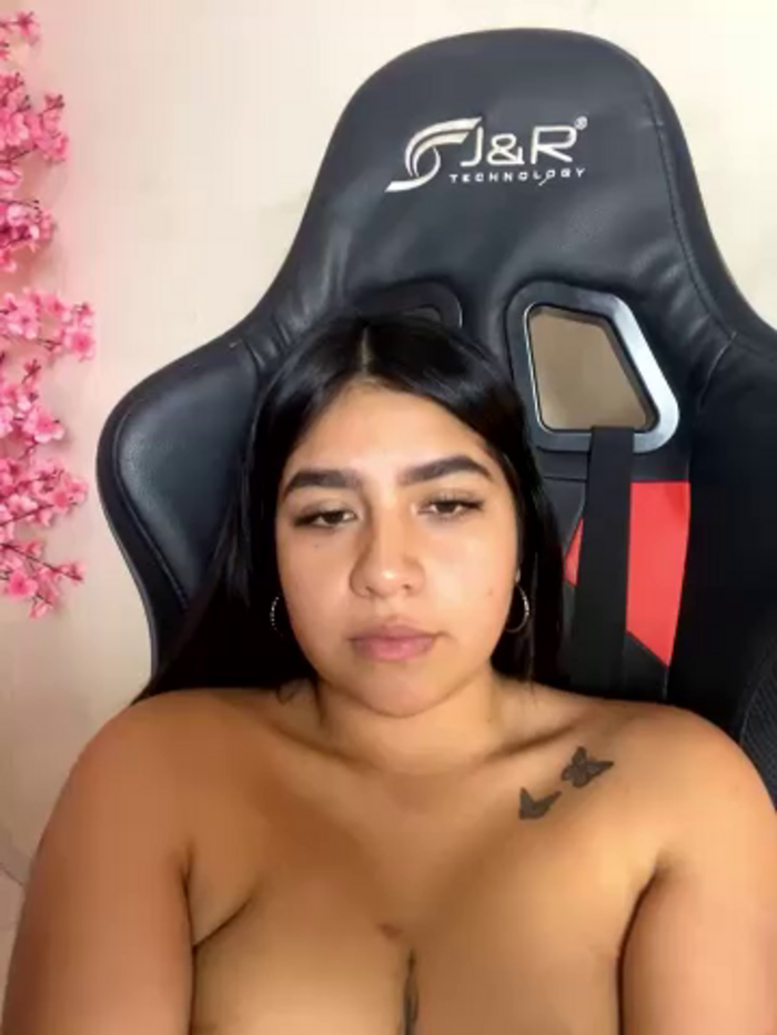 SaritaHot_69