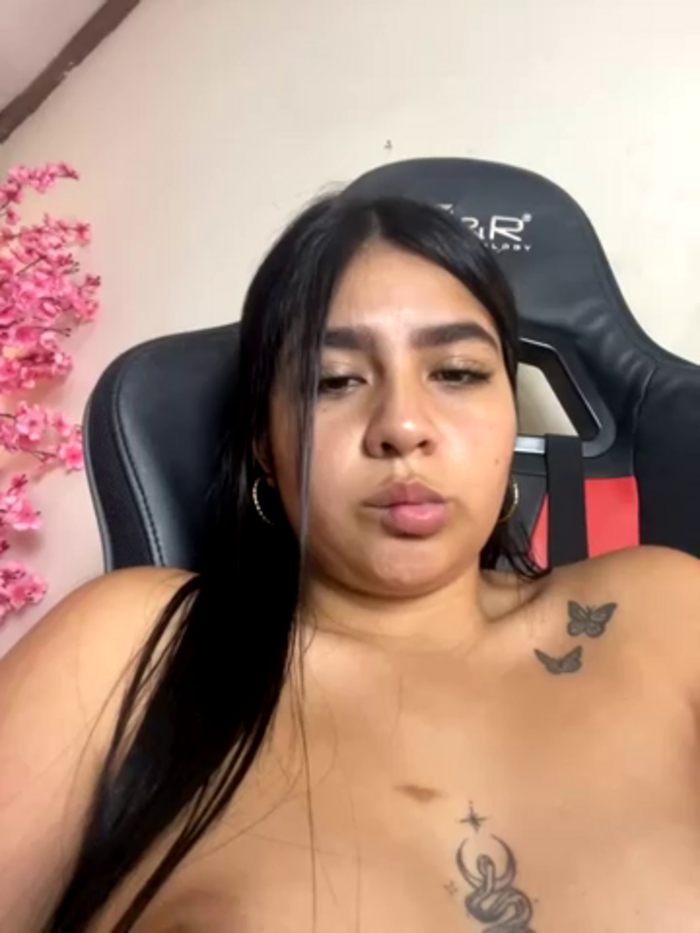 SaritaHot_69