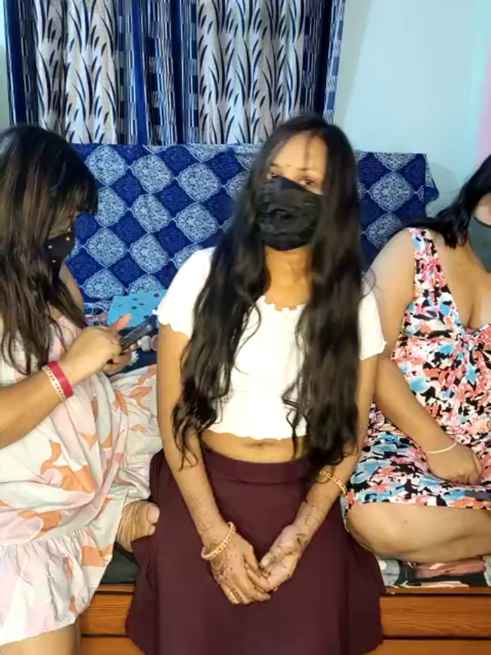 Indian_hotmilfs