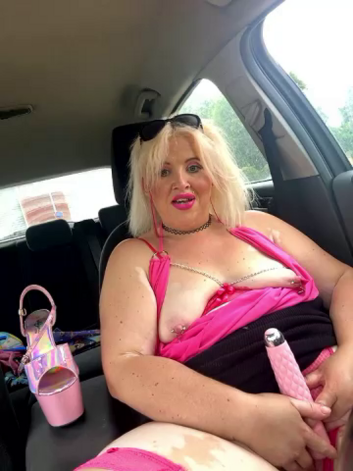 kelly__kiss71