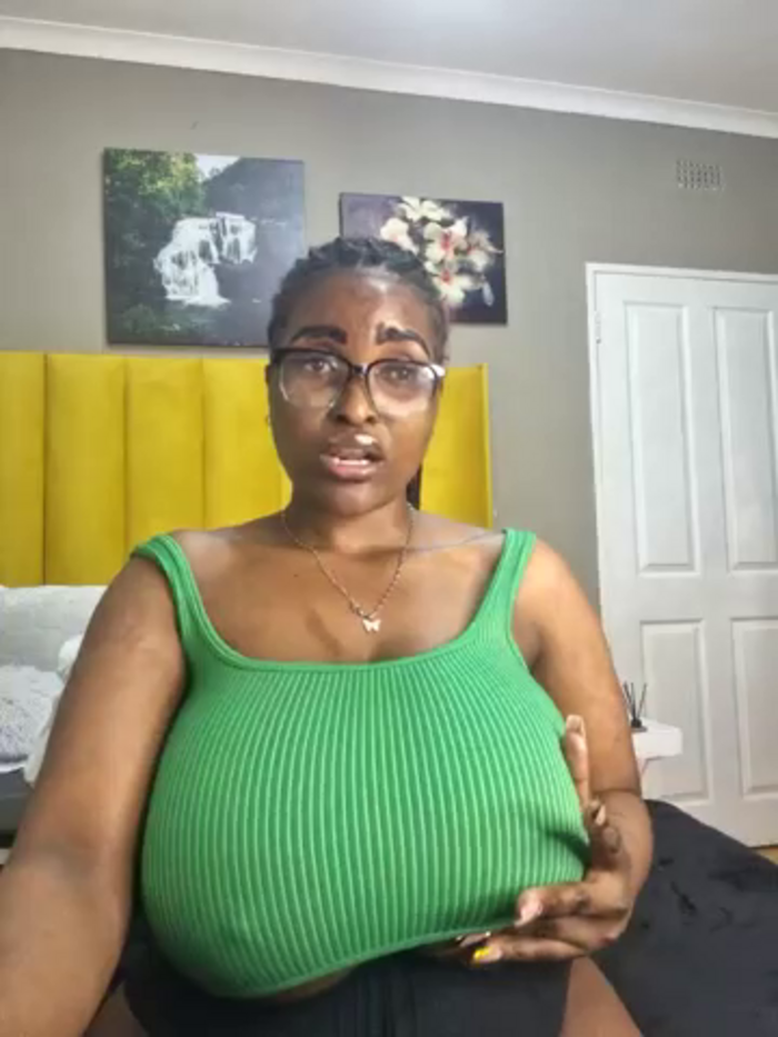 Bustygoddess32