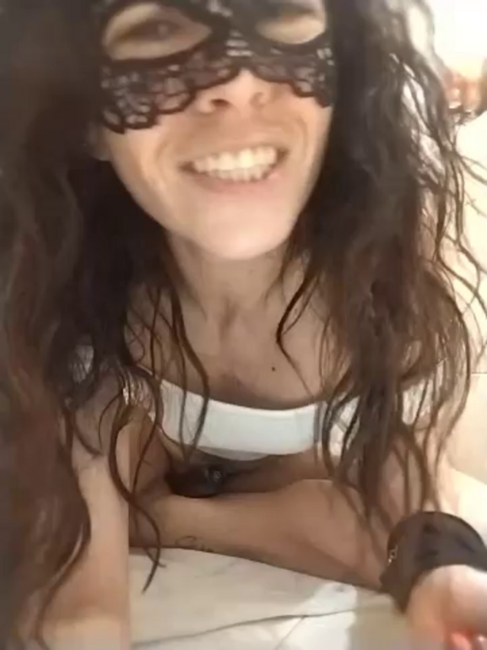 EmySkinny85