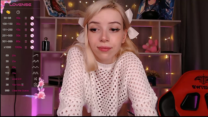 Mona_Miko