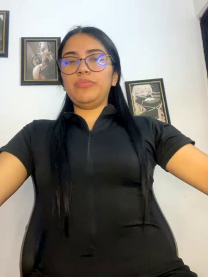 SaritaHot_69