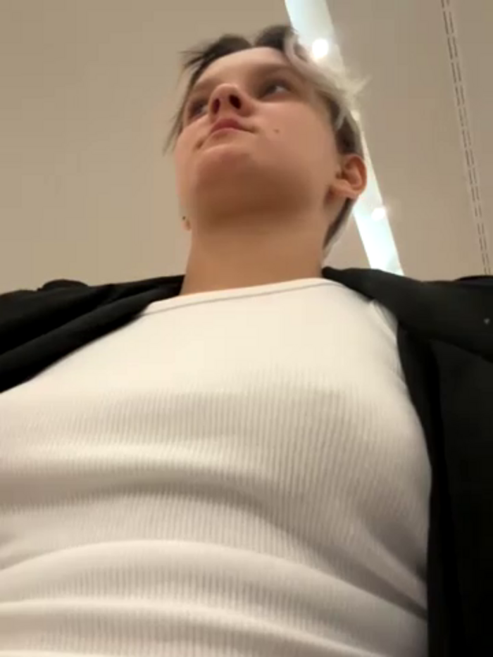 LeonaKeepFucking