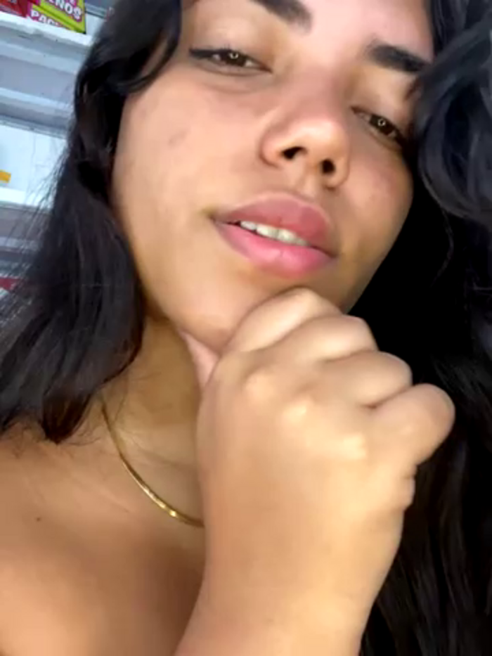 Nikol2302