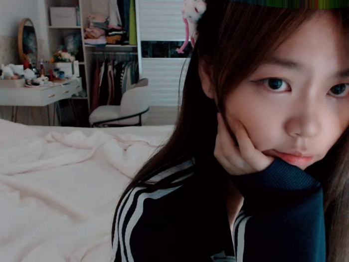 -Lucky_Girl