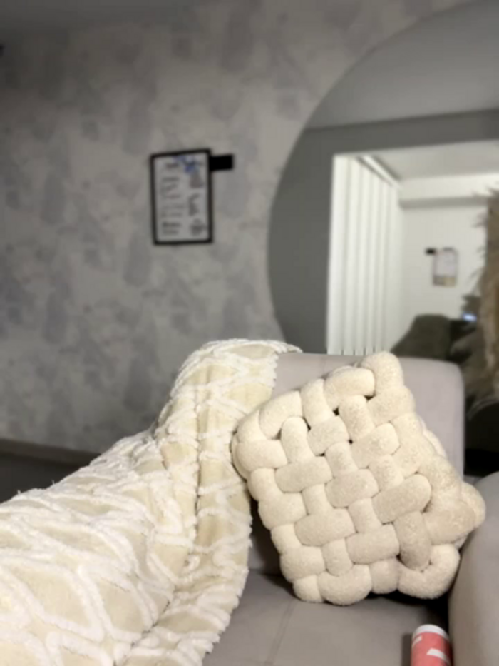 EllaSanz_