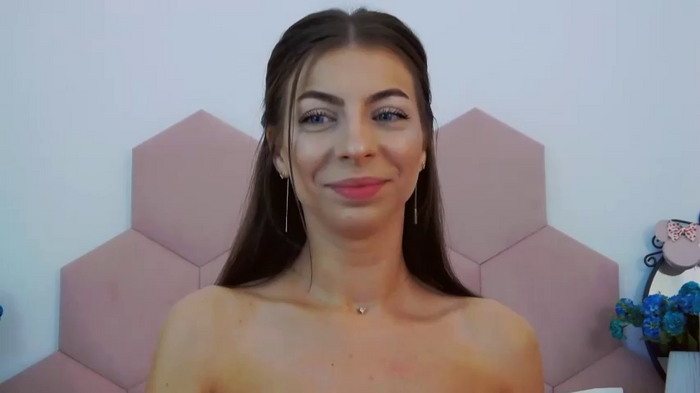 MiaEthan