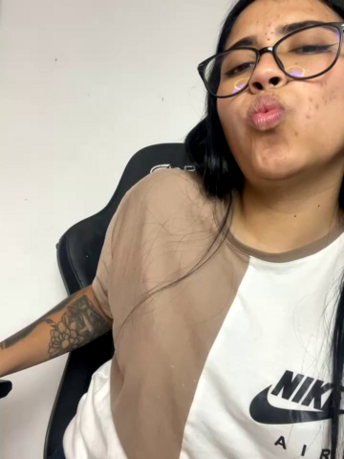 SaritaHot_69