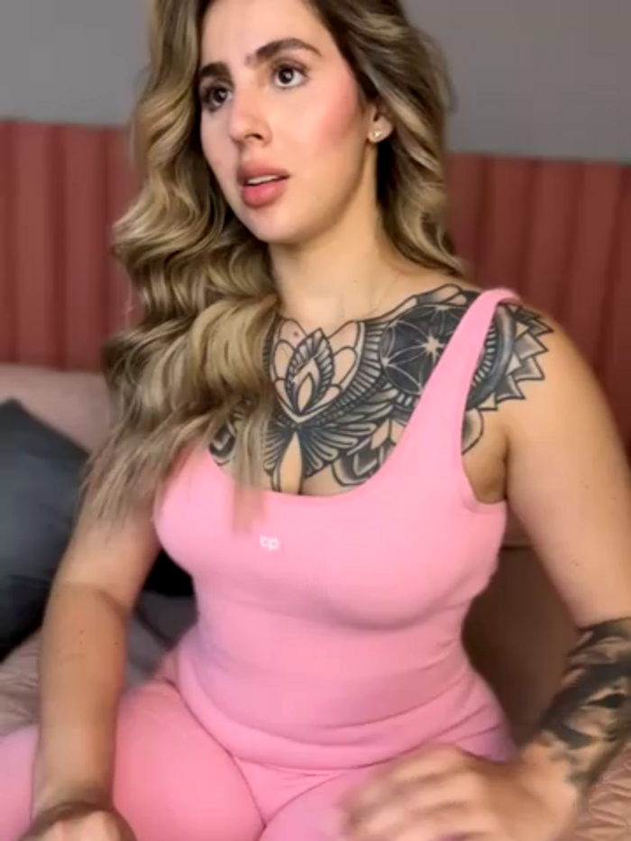 ValerieHilton