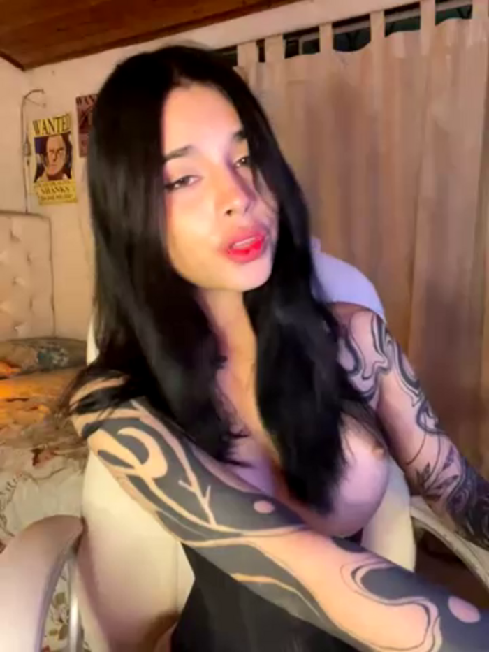 alessia_iris19
