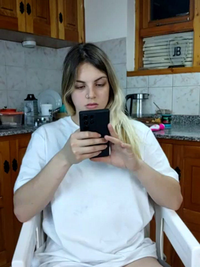 Elnonoykeila77