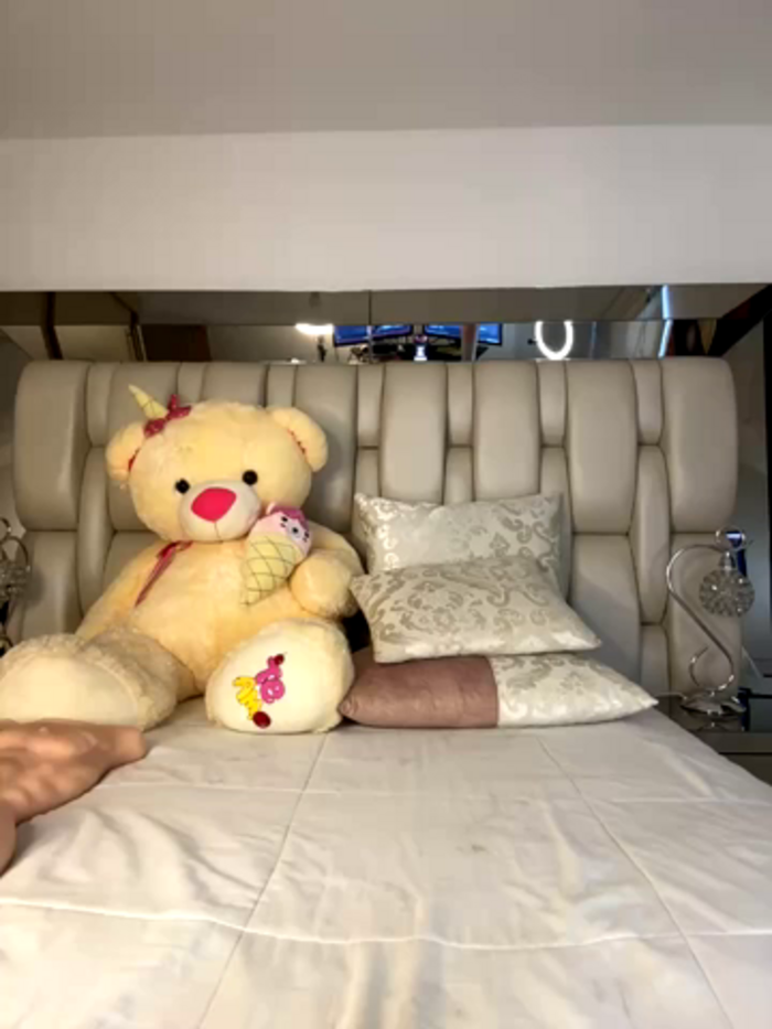 ALISSON_FOXXX1