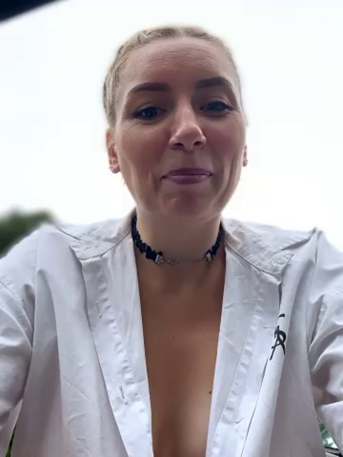 Crazy-Rosa