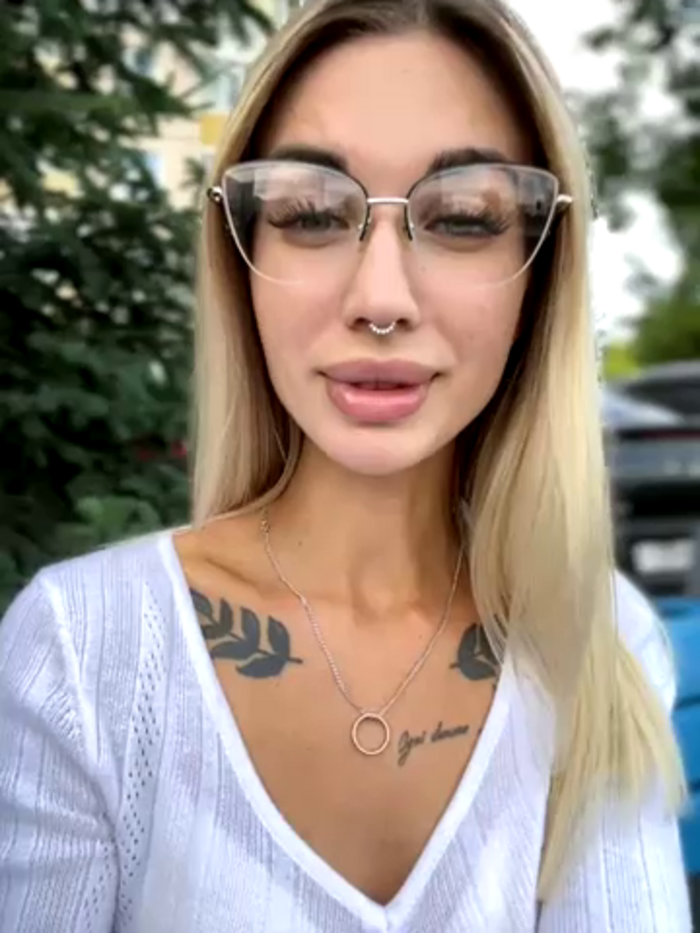 Charming_Ritta