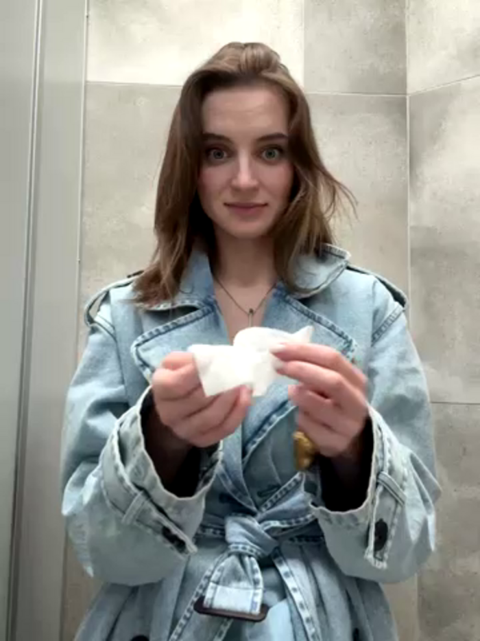 -AngelAri-