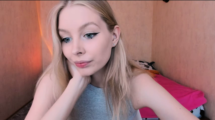 MiaDavis21