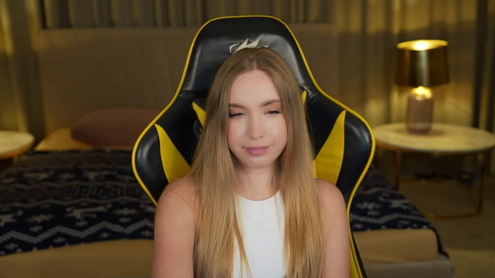 Anabel2054