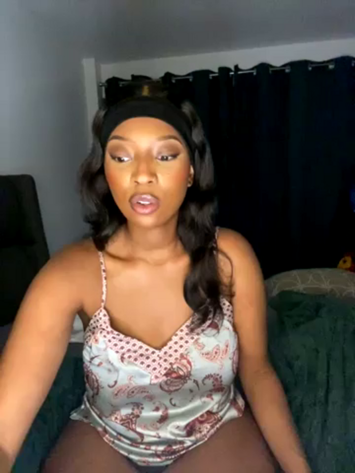 Queen_ellz