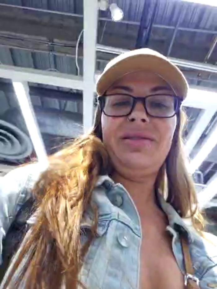 RebeccaXO_