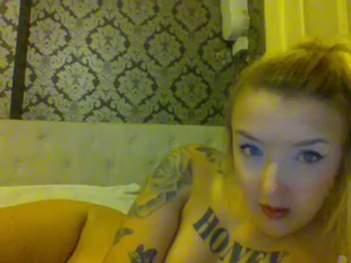 LucyLuxee19