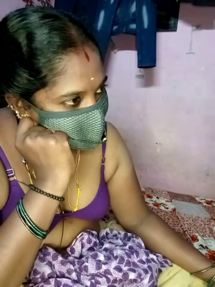 tamilvillagecouple1