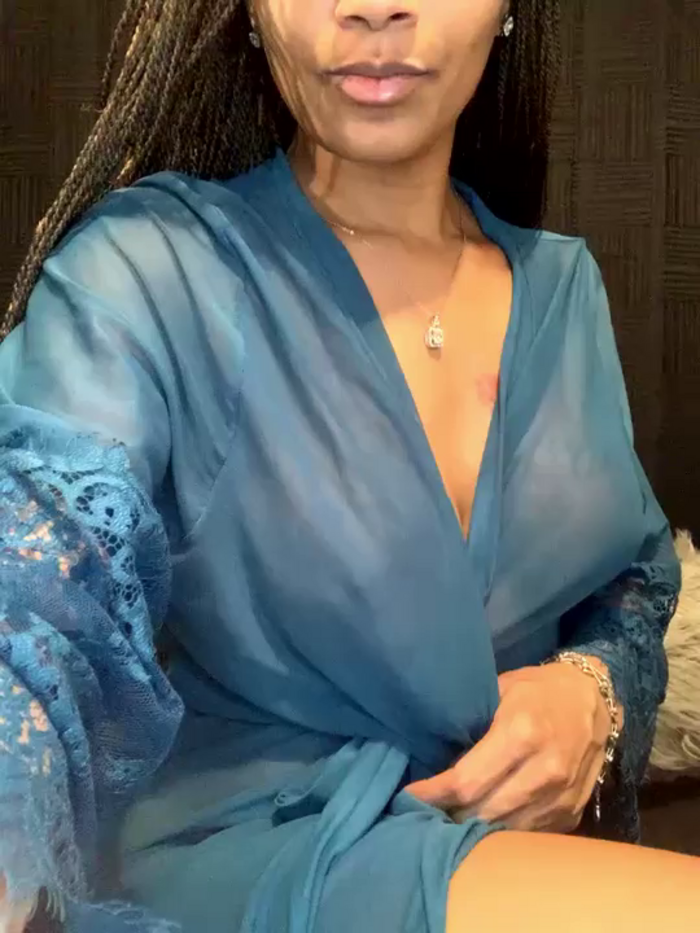 Rakiyahcharms