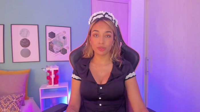 DianaHopson