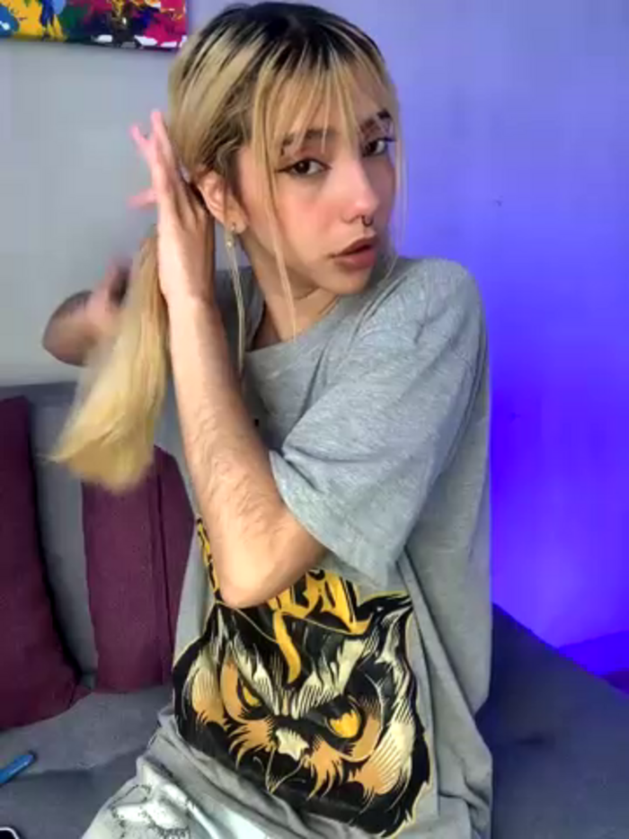 MIA_CUUTE-