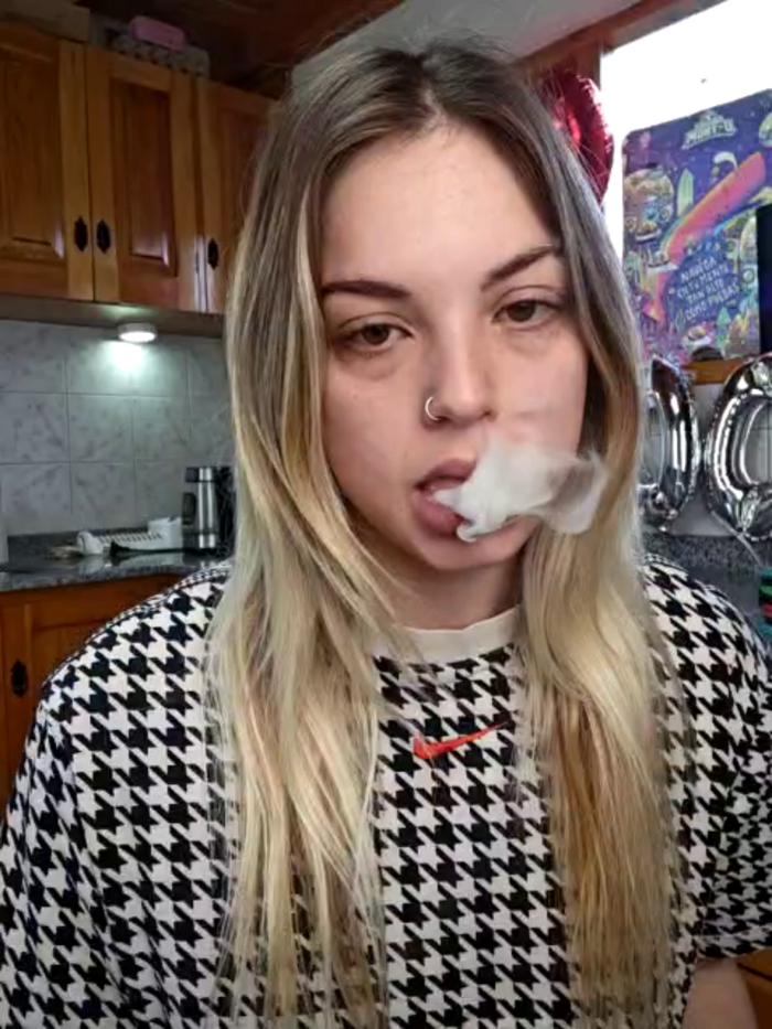 Elnonoykeila77